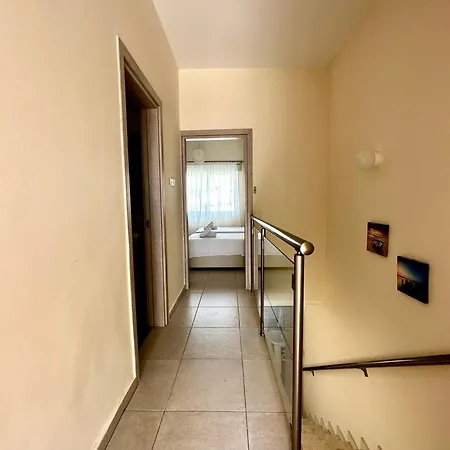 Apartment Avlida Luxury Annex