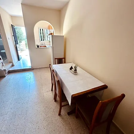 Avlida Luxury Annex Appartamento Paphos