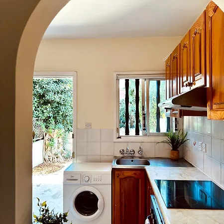 Avlida Luxury Annex Appartamento Paphos