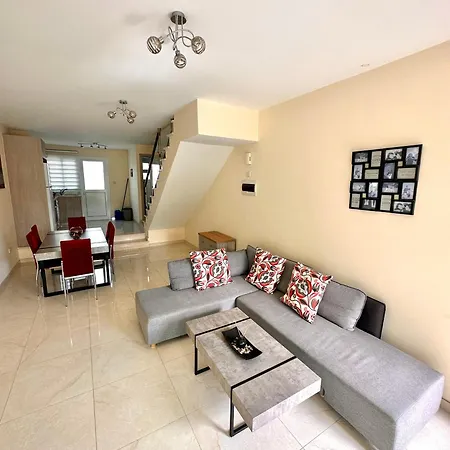 Appartamento Avlida Luxury Annex *